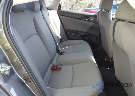 2017 Honda Civic Lx z USA, uszkodzony, nr VIN 2HGFC2F53HH564458